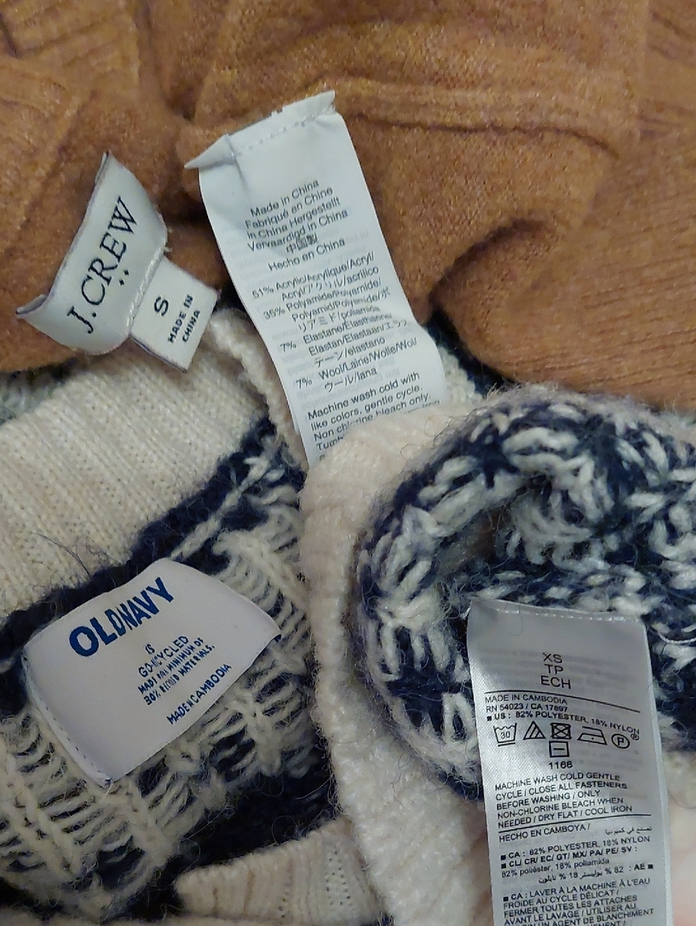 Bundle Abercrombie Sloan Pants 00 & J Crew L.L.Bean Old Navy Handknit Sweaters - Picture 16 of 16
